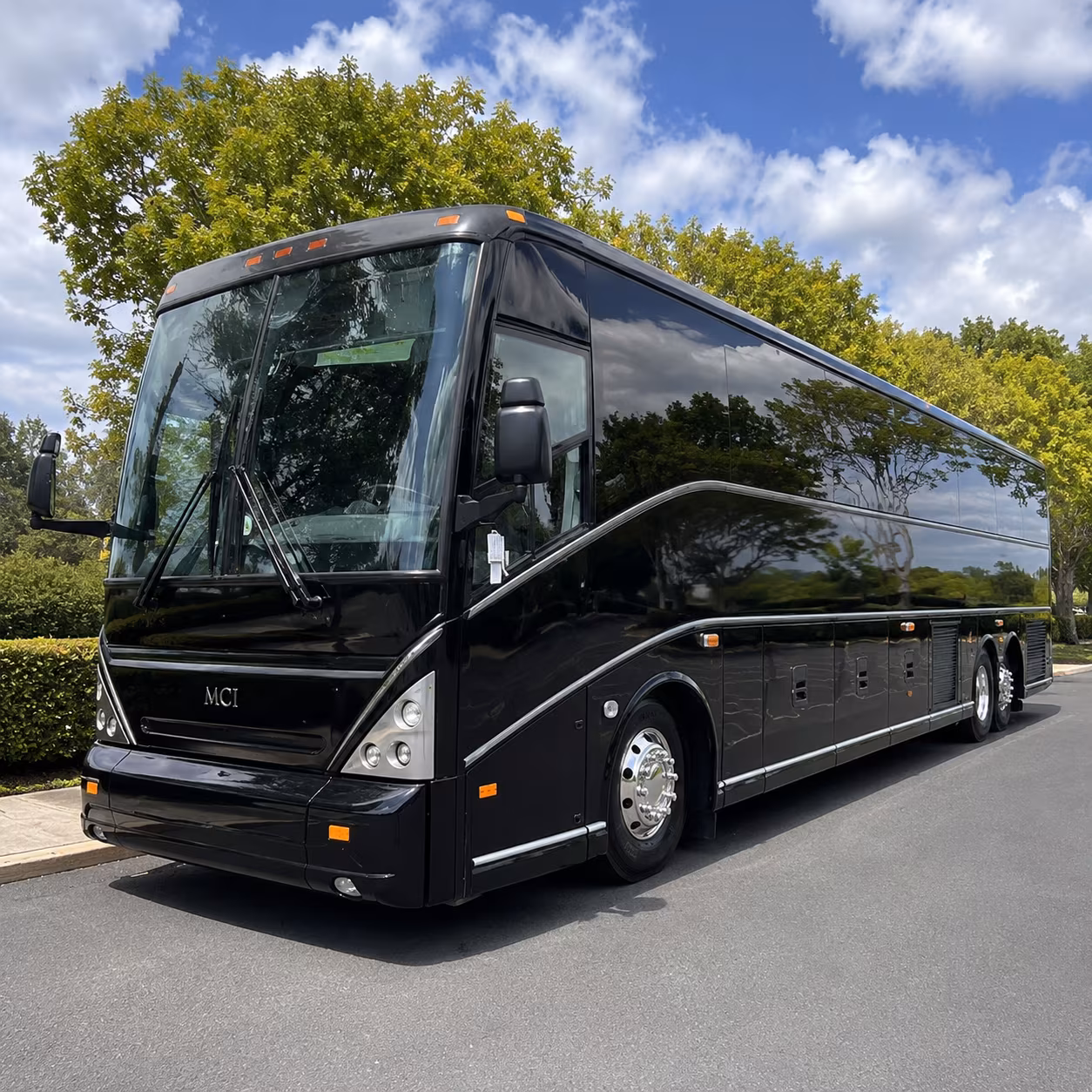 book airport shuttles to lnk and omaha eppley airfield