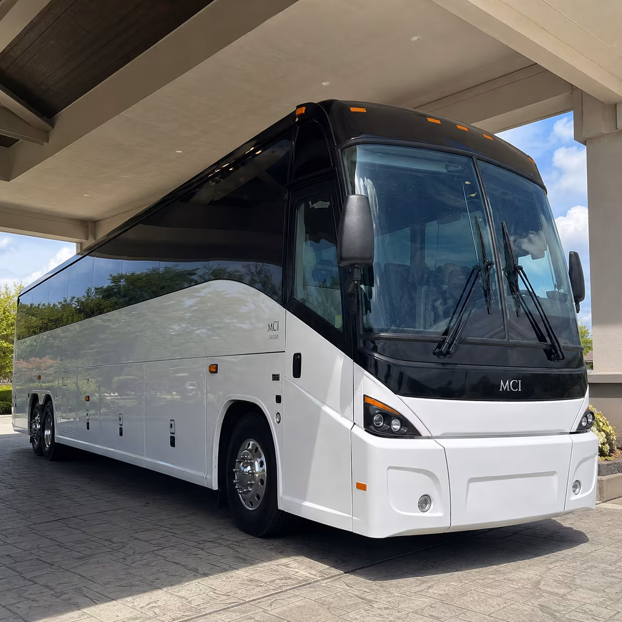 getting your group to and from lincoln airport lnk is simple