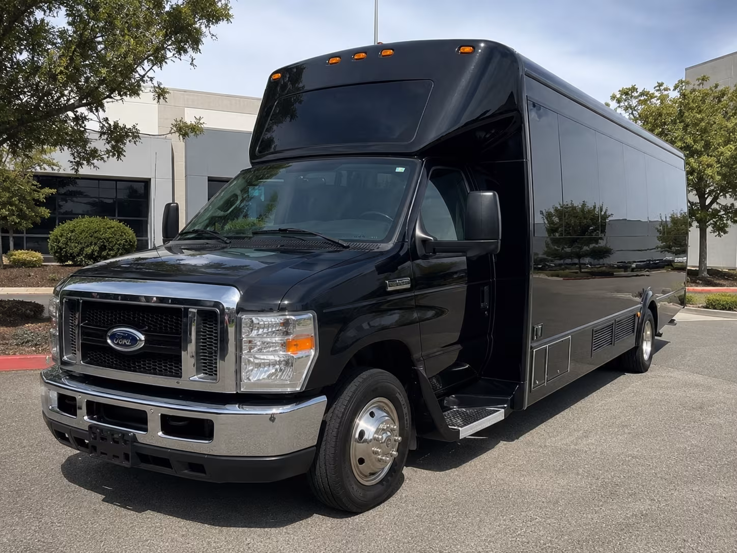 james arthur vineyards lincoln area wineries party bus rental