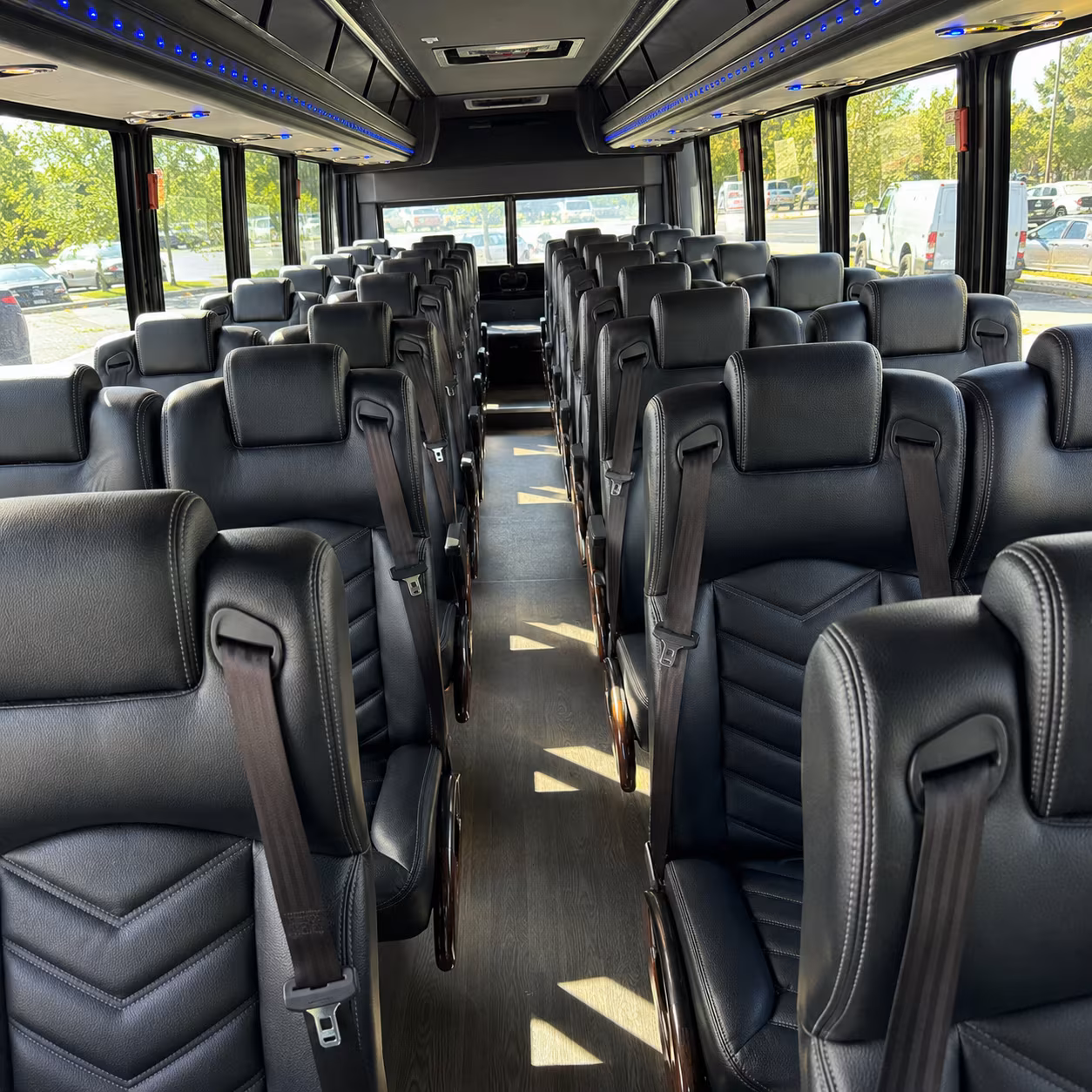 lincoln long distance transportation onboard seating