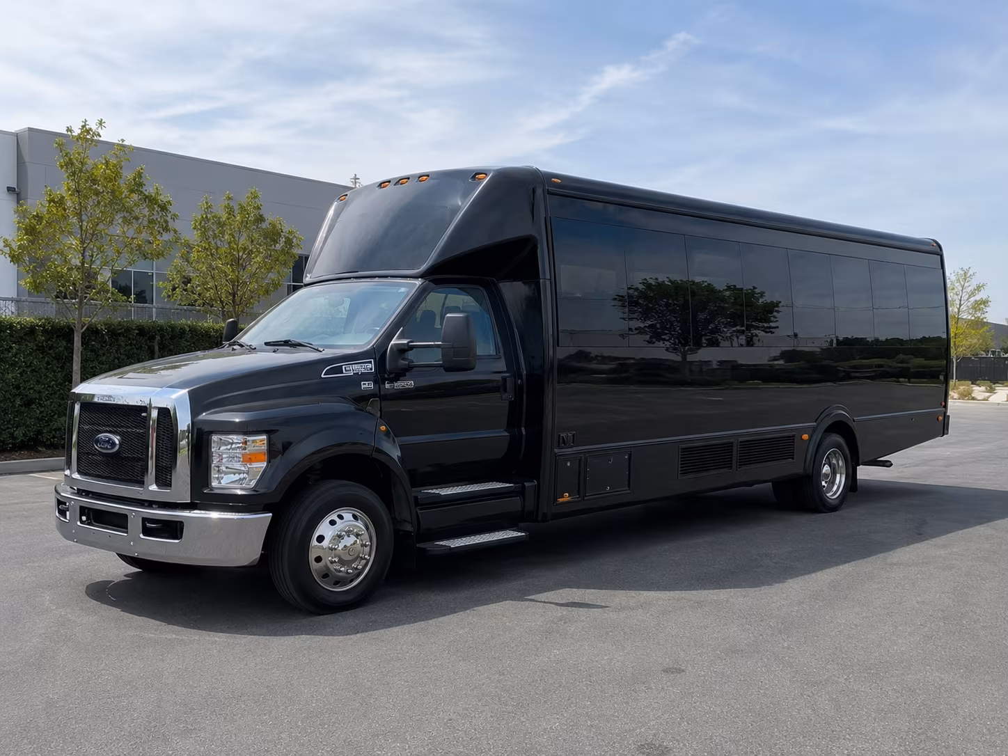 lincoln night on town party bus rental