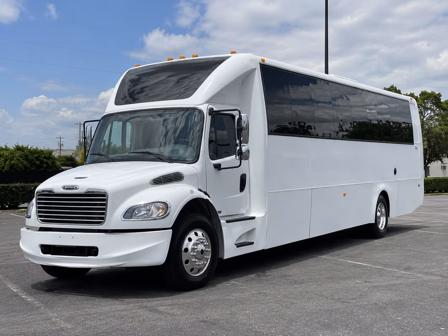 lincoln party bus