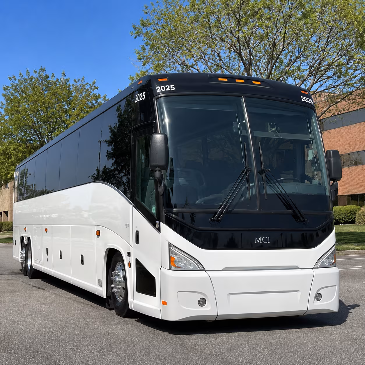 with lincolncoachbuscompany com securing concert transportation in lincoln takes less than a minute
